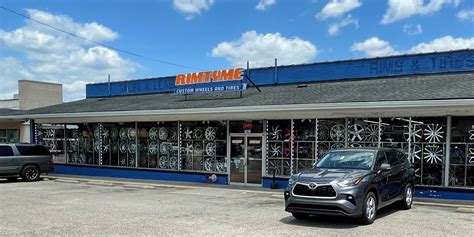 New Tires & Auto Repair in Colonial Heights .